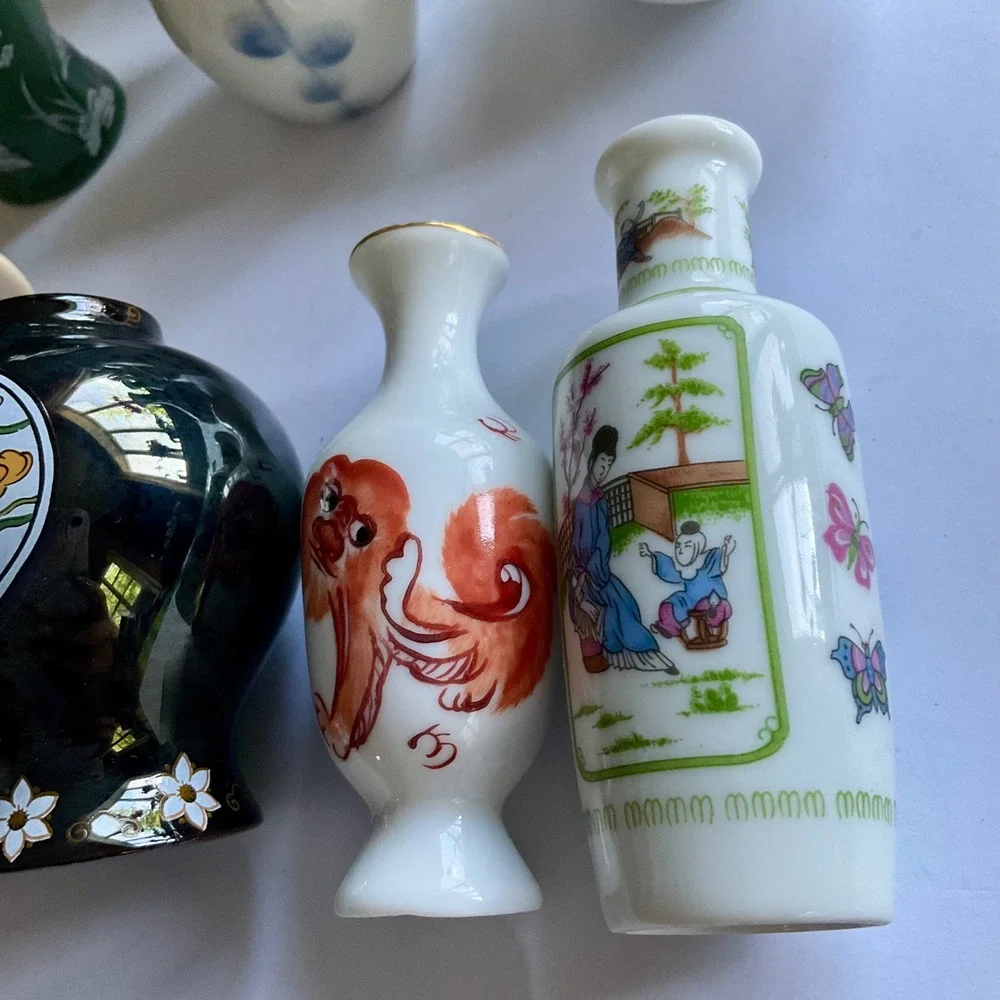 13pc VTG Franklin Mint Treasures of Imperial Dynasties Japan Mini Porcelain Vase
